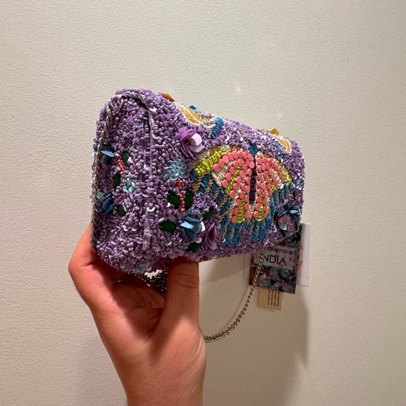 Handcrafted beaded sequin from India to you butterfly clutch bag w chain viral - Picture 5 of 5